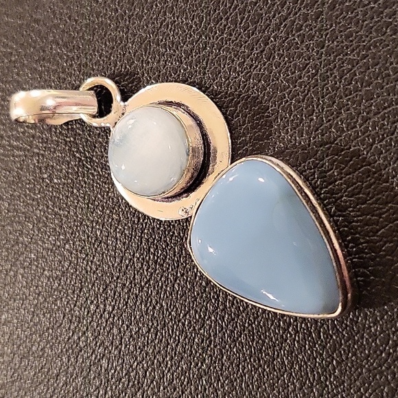 Owyhee & Moonstone Pendant- Plated - Picture 3 of 4